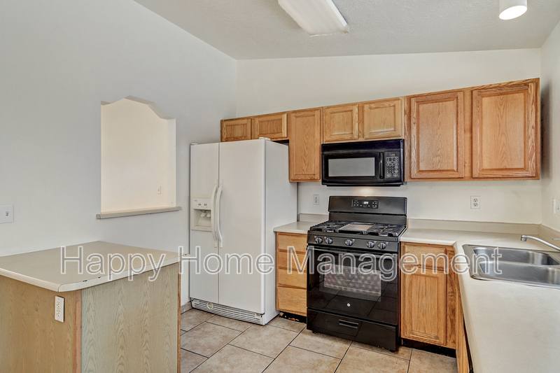 House for rent at 1312 Quartz Dr SW, Albuquerque, NM 87121