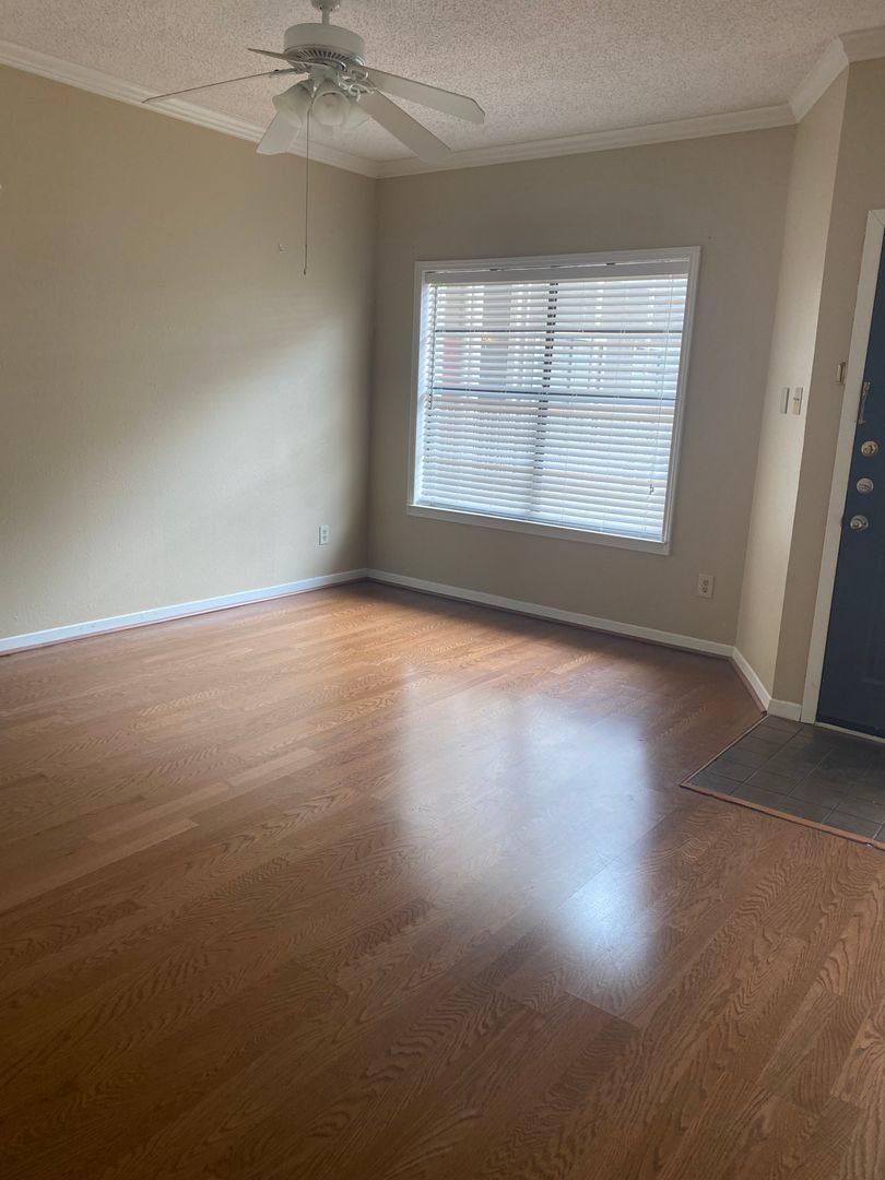 Condo for rent at 915 W 23rd #105, Austin, TX 78705