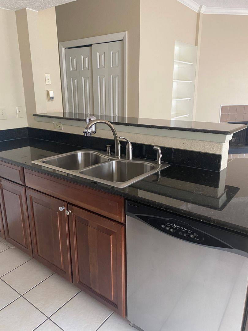 Condo for rent at 915 W 23rd #105, Austin, TX 78705