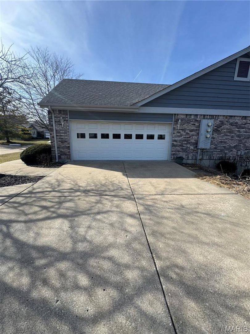 House for rent at 6 Depaula Trail, Saint Charles, MO 63301