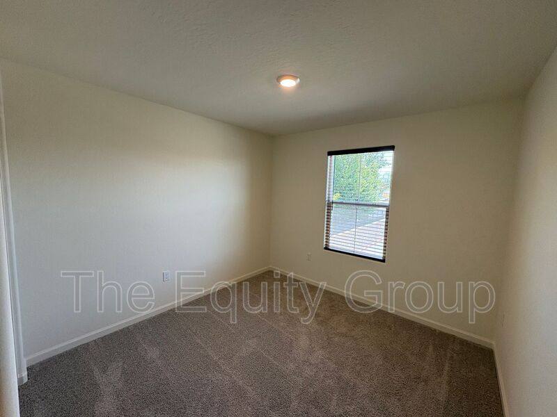 House for rent at 1900 Oaks Fall Court, Tulare, CA 93274