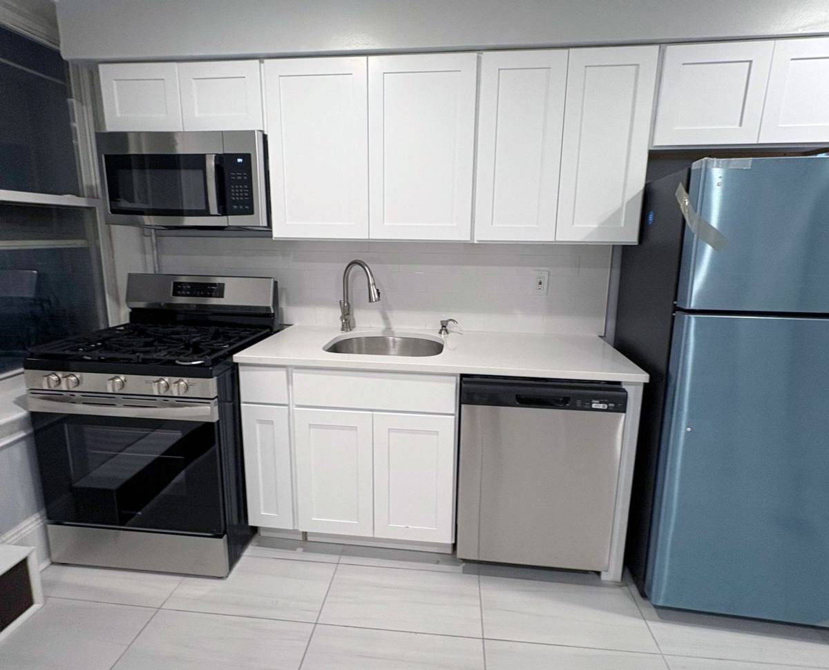 Apartment for rent at 1415 Palisade Ave, Union City, NJ 07087