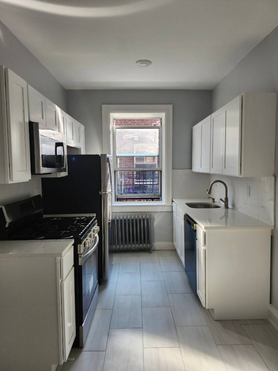 Apartment for rent at 658-660 Palisade Ave, Cliffside Park, NJ 07010