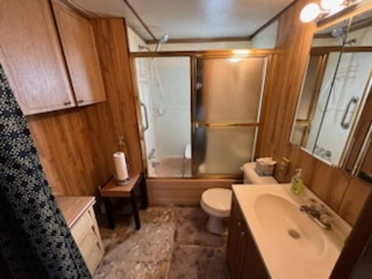 House for rent at 2322 Morris Ave NE, Canton, OH 44705