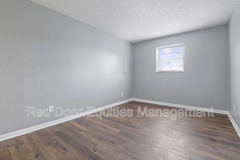 Apartment for rent at 123 W Walnut St N, Lancaster, OH 43130