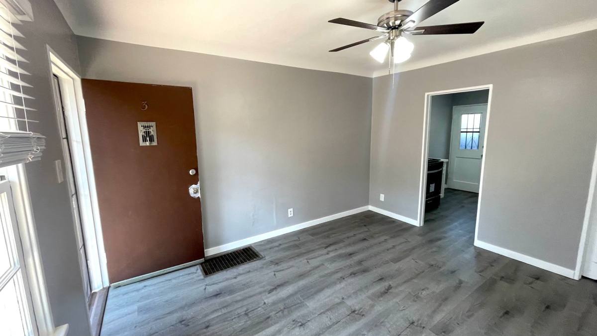 Apartment for rent at 828 Linden Ave, Long Beach, CA 90813