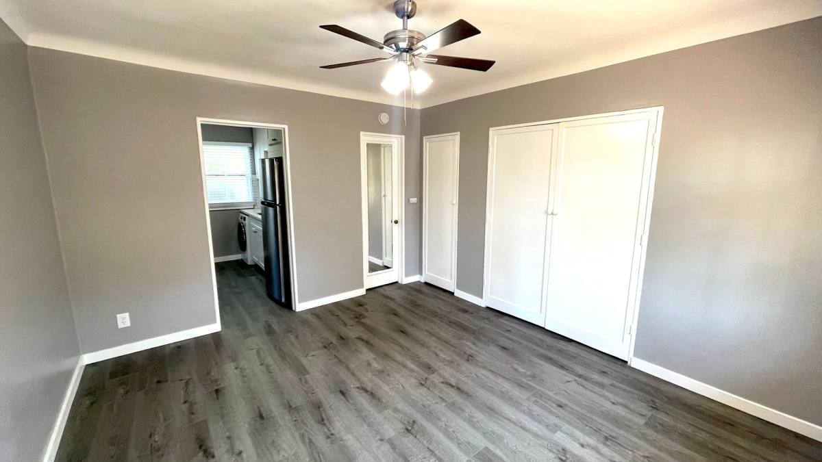Apartment for rent at 828 Linden Ave, Long Beach, CA 90813