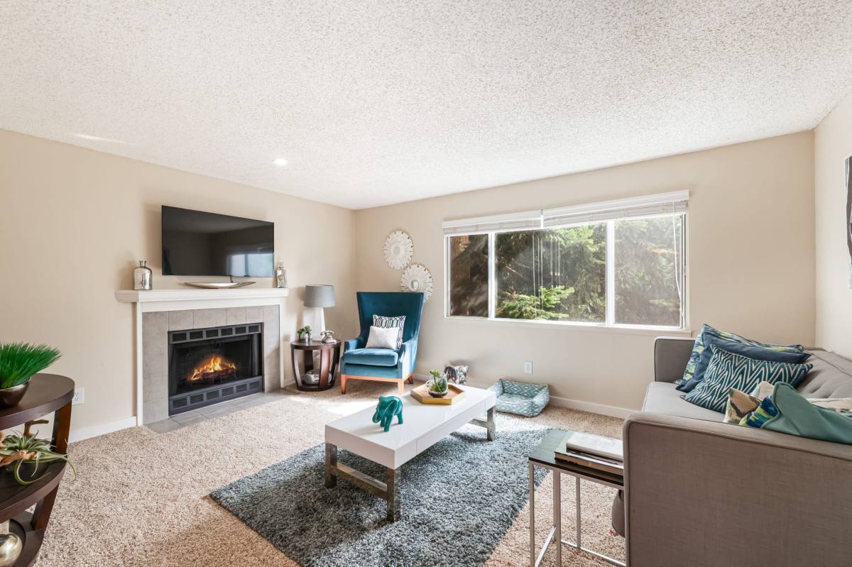 Apartment for rent at 125 SW Campus Dr, Federal Way, WA 98023