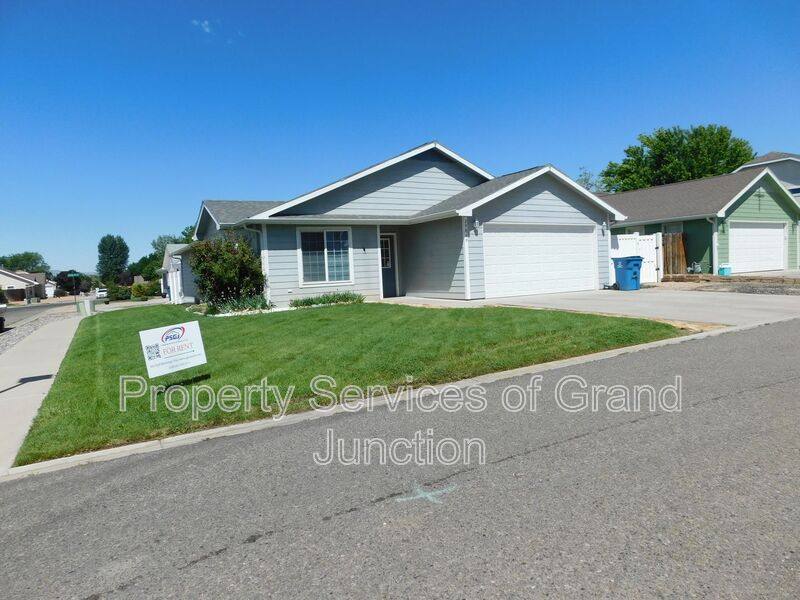 House for rent at 2986 1 2 Redbud Court, Grand Junction, CO 81504