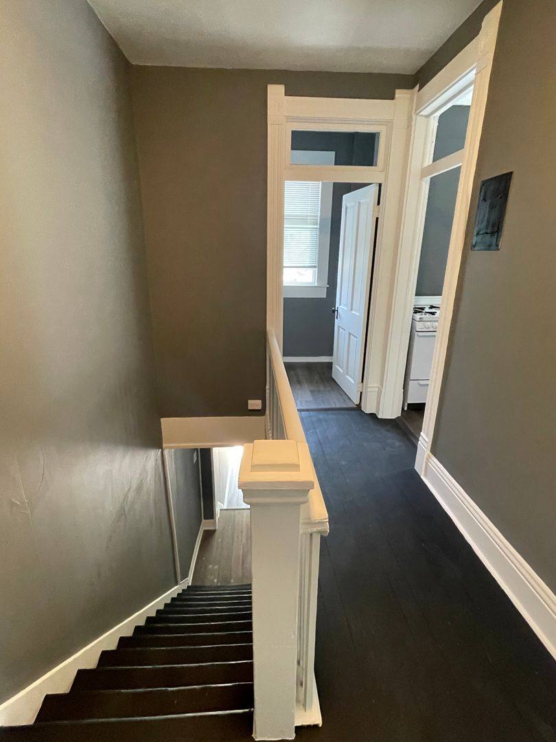 Apartment for rent at 923-925 N 9th St, Lafayette, IN 47904