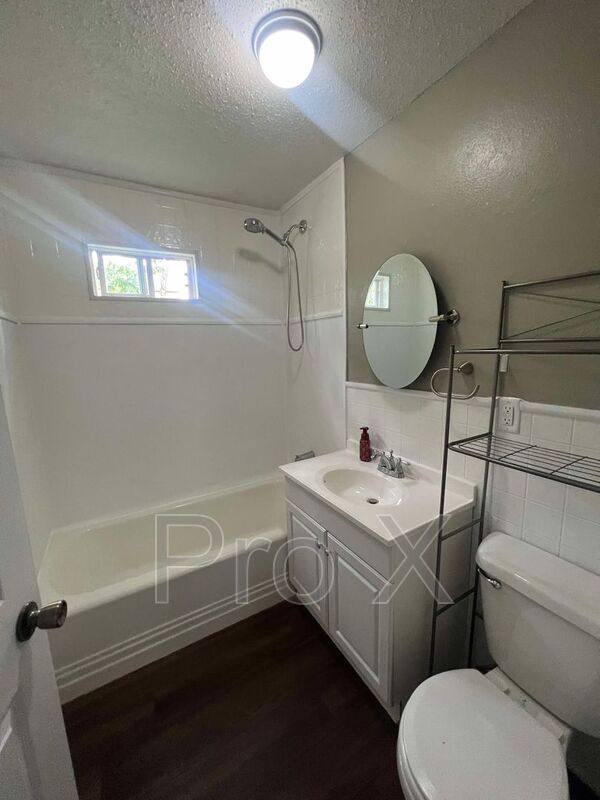 House for rent at 214 S Tom St, Webb City, MO 64870