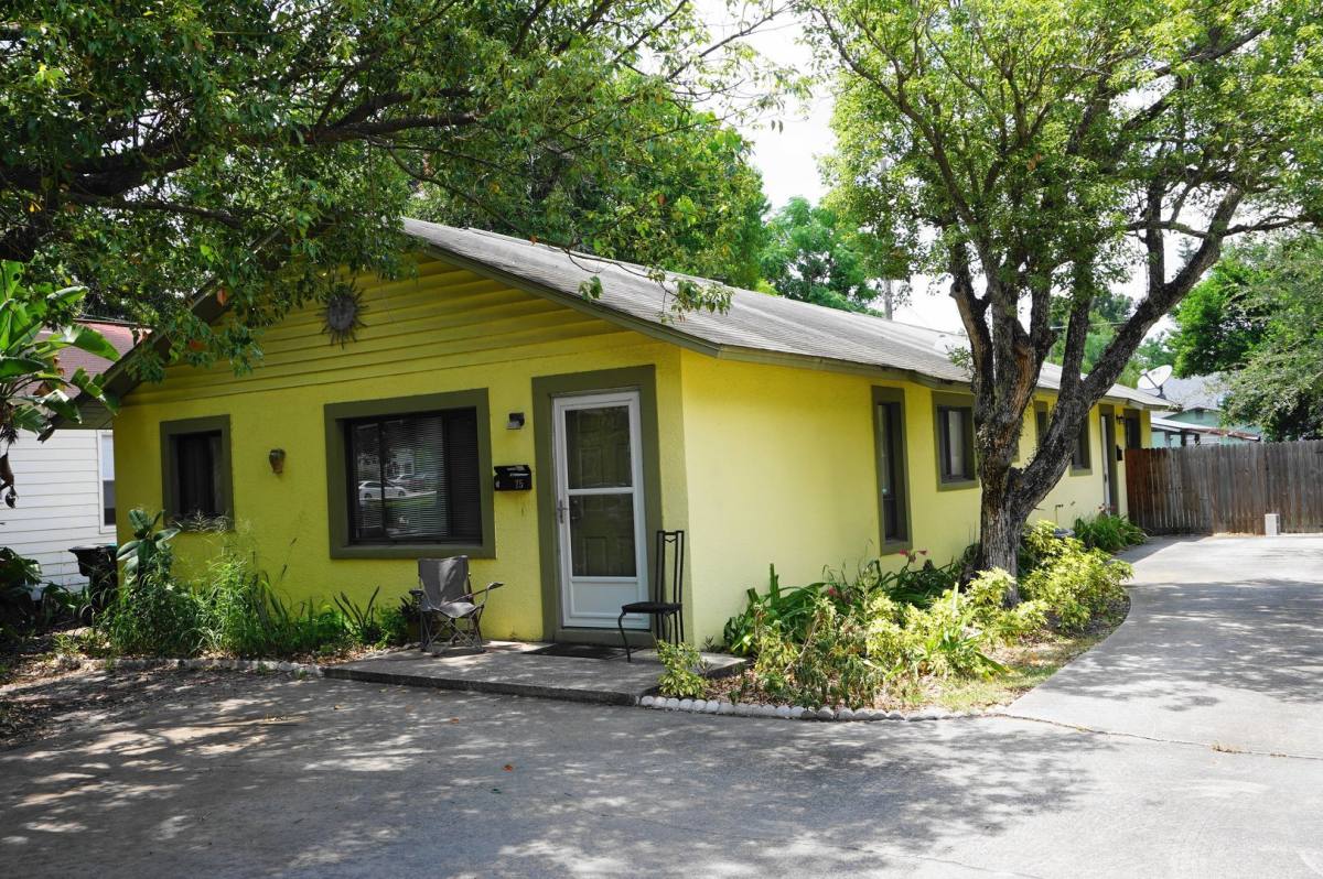 Apartment for rent at 75 W Muriel St, Orlando, FL 32806