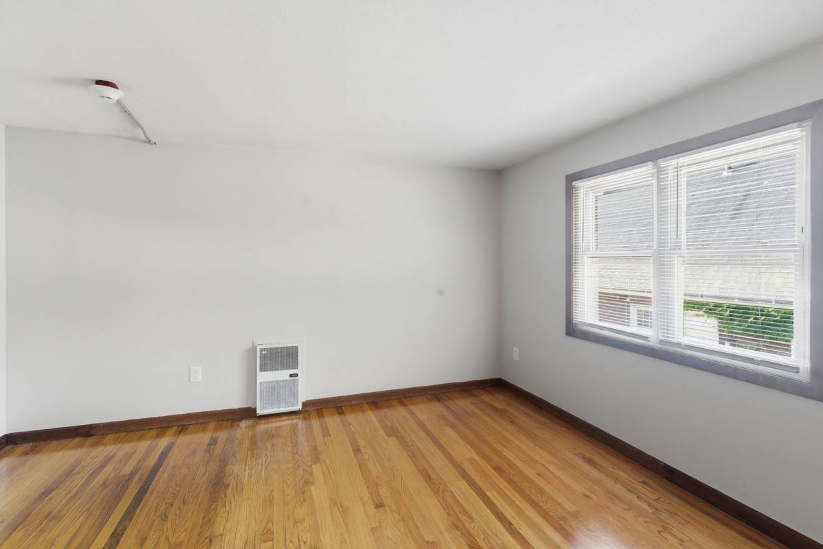 Apartment for rent at 26 Forestdale Ave, Holyoke, MA 01040