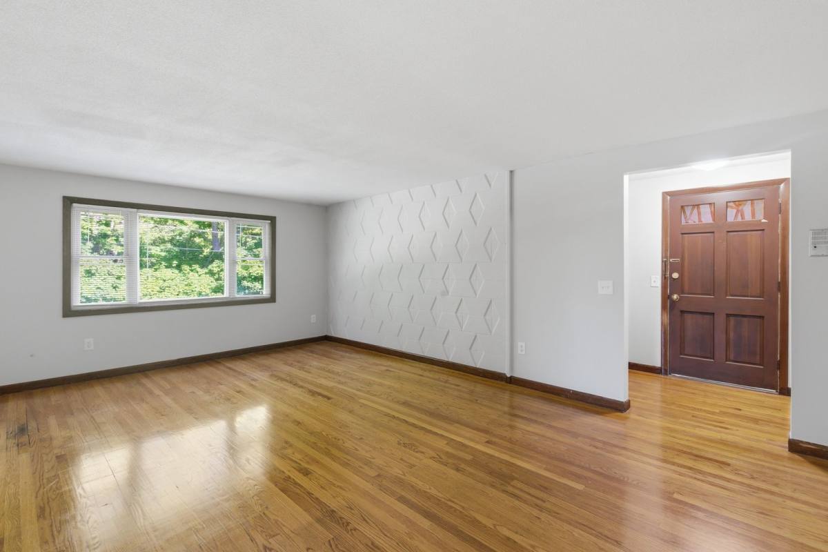 Apartment for rent at 26 Forestdale Ave, Holyoke, MA 01040