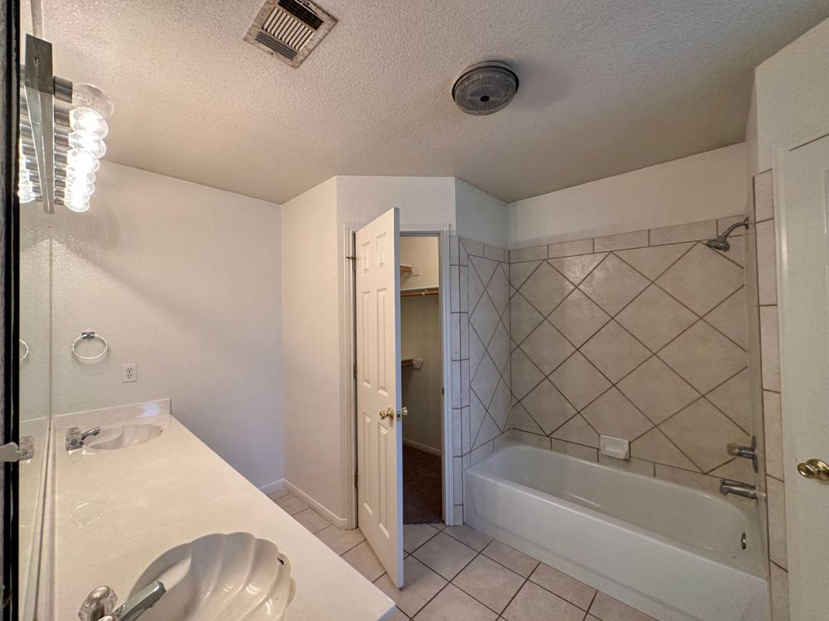 House for rent at 2208 Jay Dr, Copperas Cove, TX 76522