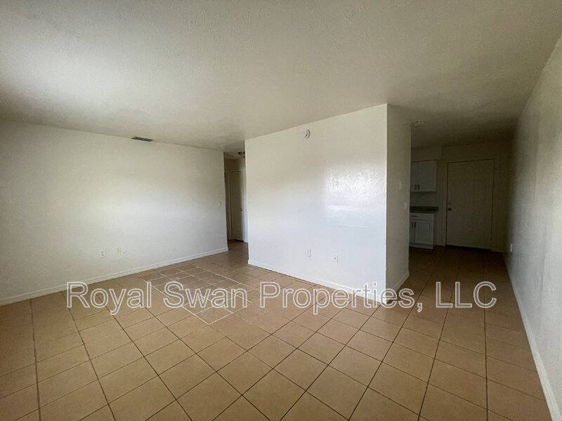 Apartment for rent at 513 Choctaw Ave, Lakeland, FL 33815