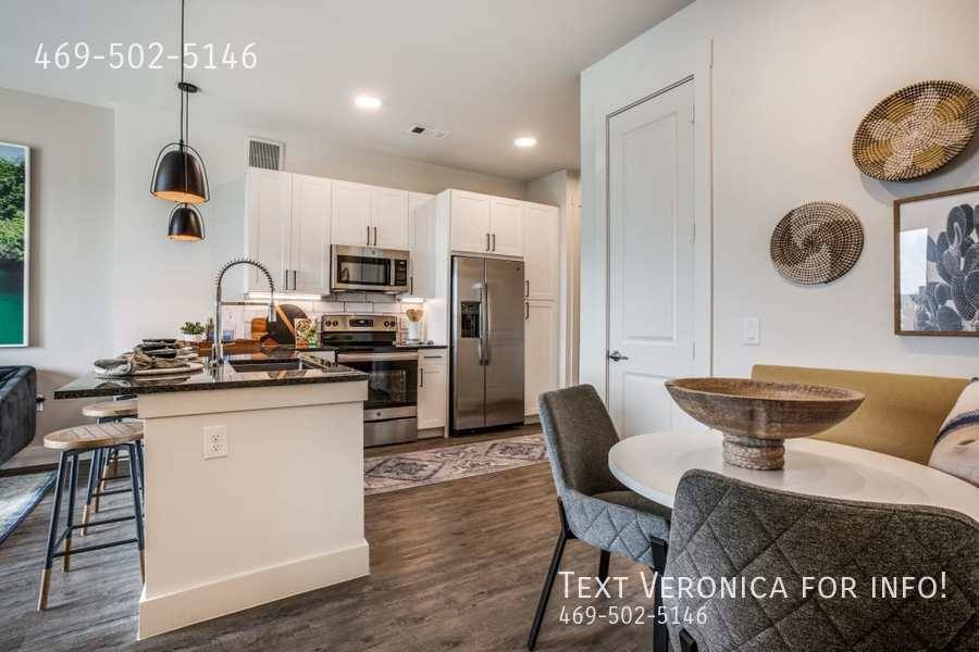 Apartment for rent at 5692 N Lamar Blvd, Austin, TX 78751