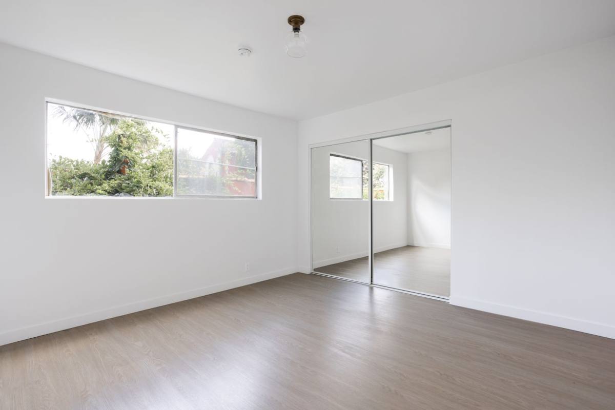 Apartment for rent at 725 Hayworth Ave, Los Angeles, CA 90046