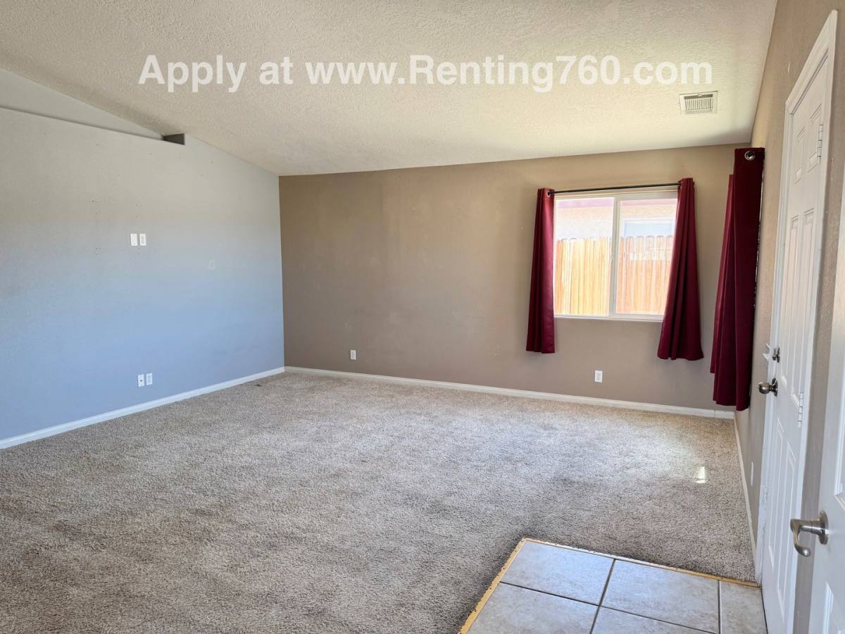 House for rent at 5575 Encelia Dr, Twentynine Palms, CA 92277