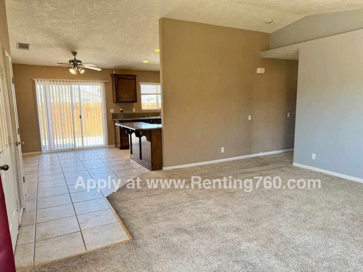 House for rent at 5575 Encelia Dr, Twentynine Palms, CA 92277