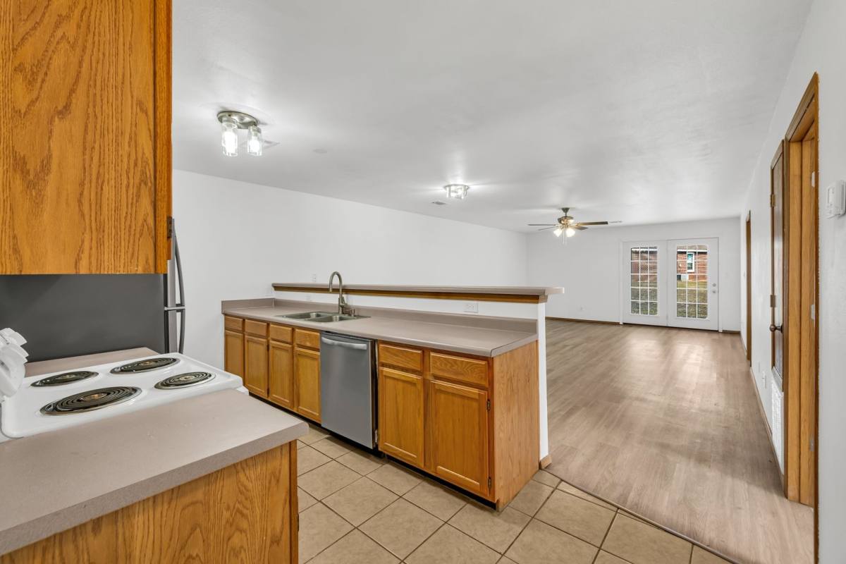 Apartment for rent at 2805 Trailwood Dr, Claremore, OK 74017