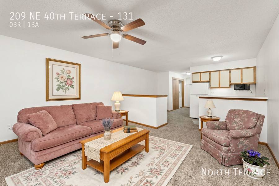 Apartment for rent at 209 NE 40th Terrace, Kansas City, MO 64116