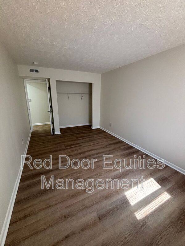 Apartment for rent at 123 W Walnut St #D, Lancaster, OH 43130