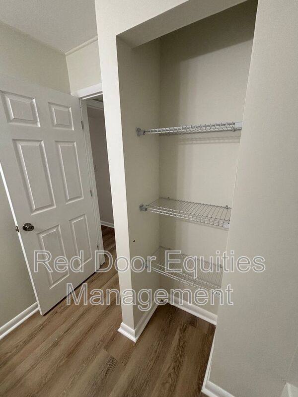 Apartment for rent at 123 W Walnut St #D, Lancaster, OH 43130