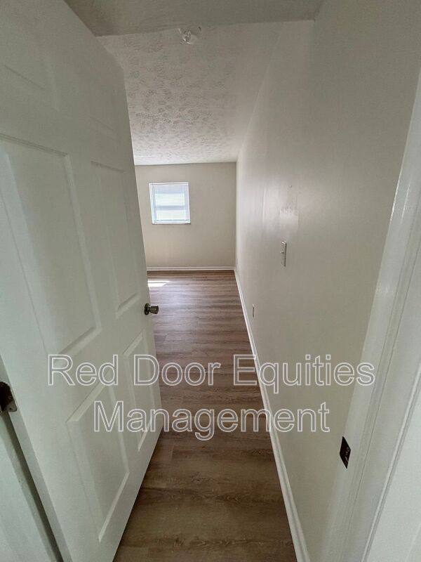Apartment for rent at 123 W Walnut St #D, Lancaster, OH 43130