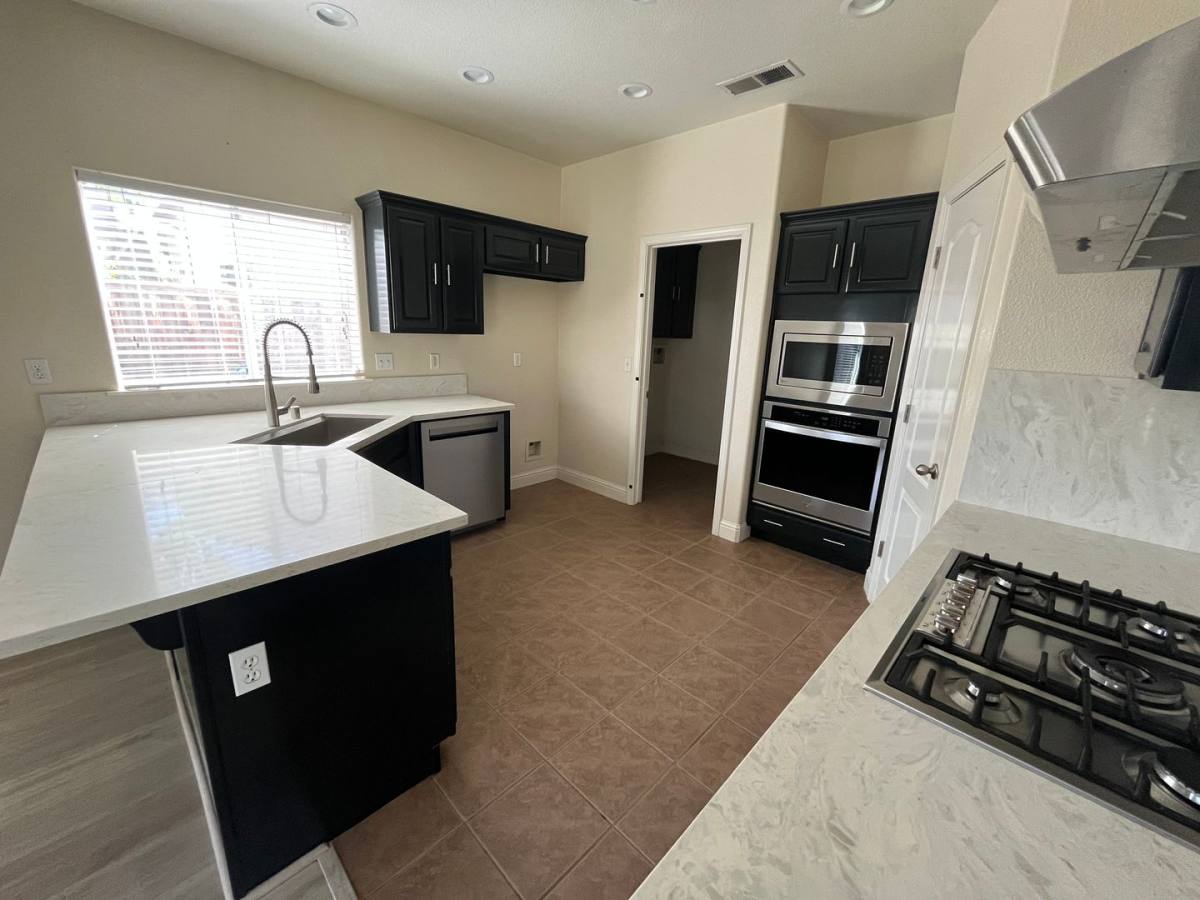 House for rent at 6237 W Damsen Court, Visalia, CA 93291