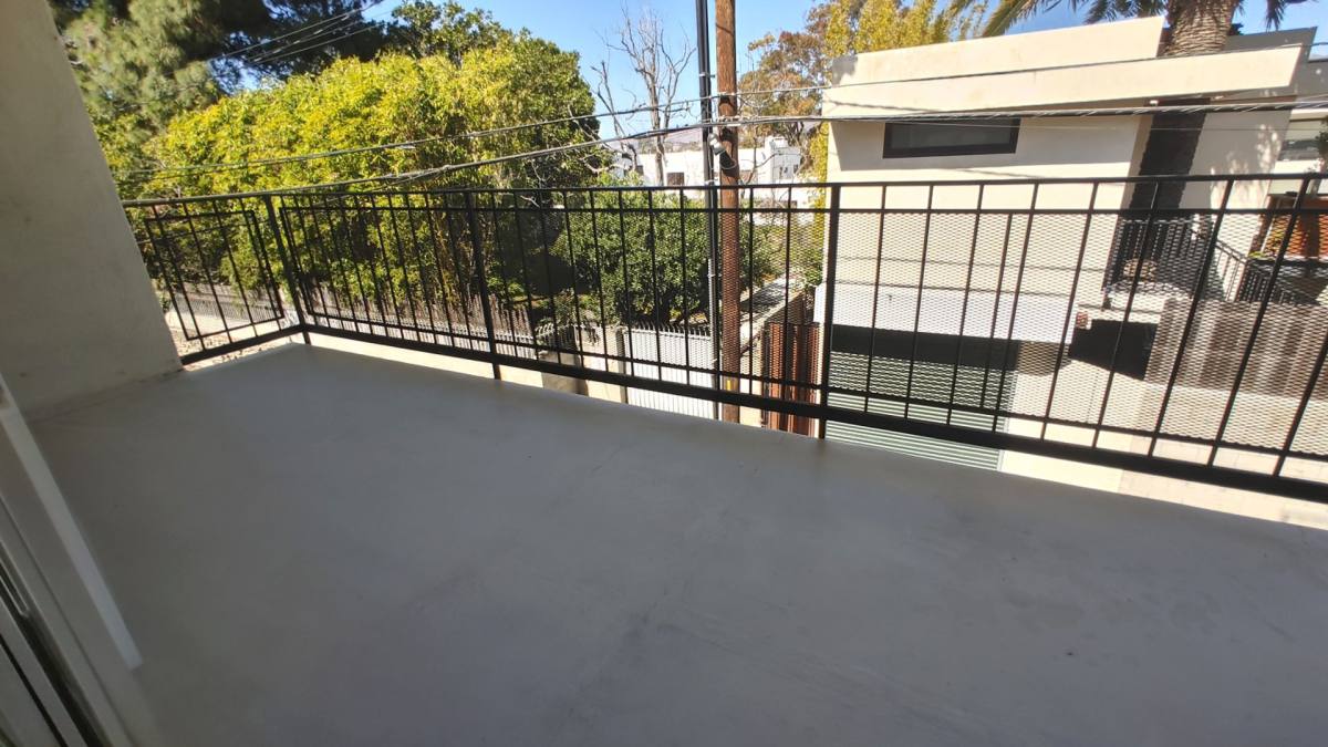 Apartment for rent at 621 San Vicente Blvd, Santa Monica, CA 90402