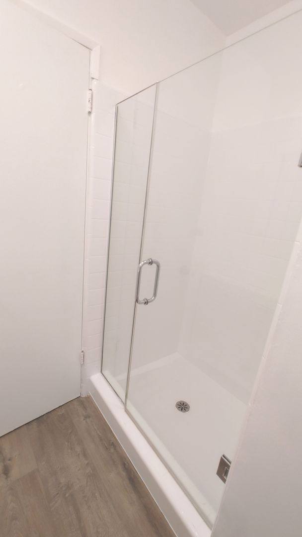 Apartment for rent at 621 San Vicente Blvd, Santa Monica, CA 90402