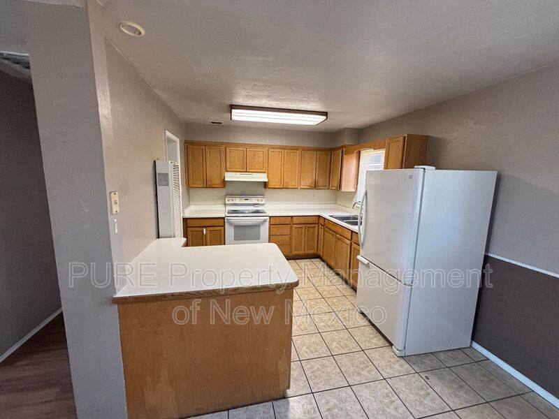 House for rent at 2620 Mossman Dr, Farmington, NM 87401