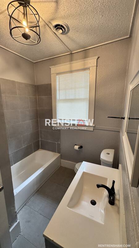House for rent at 3209 Choctaw Ave, Memphis, TN 38111