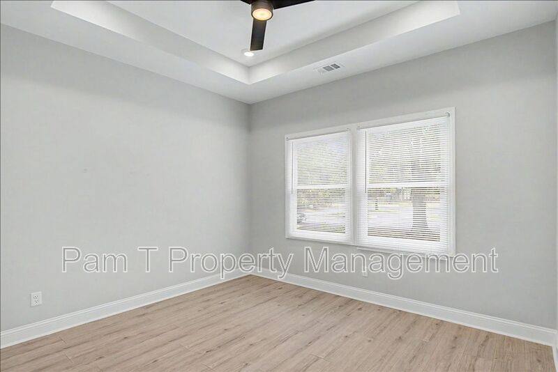 Apartment for rent at 1019 W 35th St #B, Savannah, GA 31415