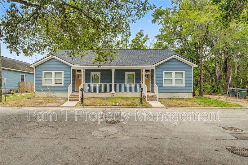 Apartment for rent at 1019 W 35th St #B, Savannah, GA 31415