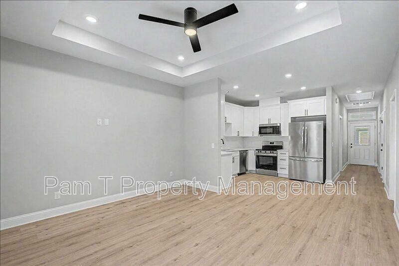 Apartment for rent at 1019 W 35th St #B, Savannah, GA 31415