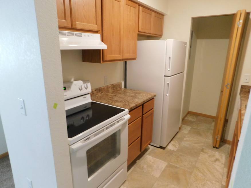 Apartment for rent at 625-627 S River Rd, West Bend, WI 53095