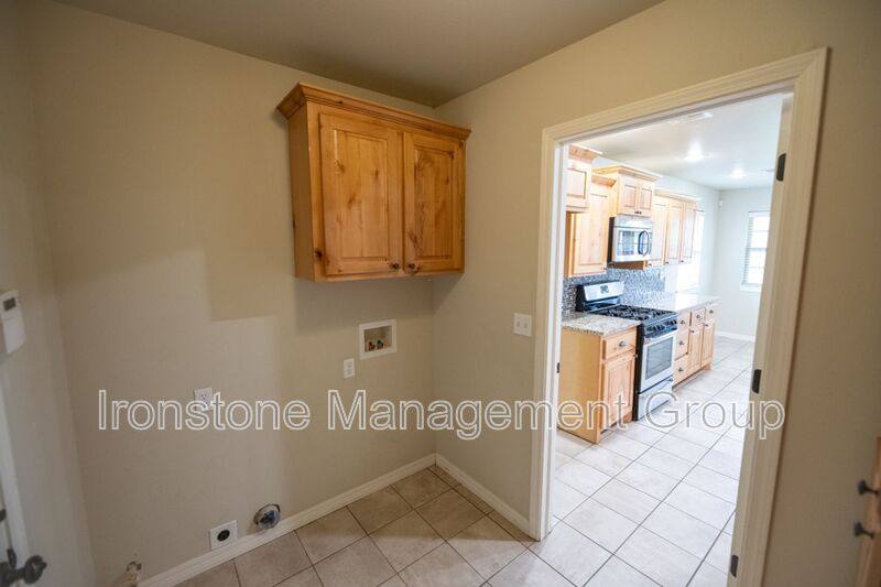 House for rent at 120 W Dogwood St, Skiatook, OK 74070