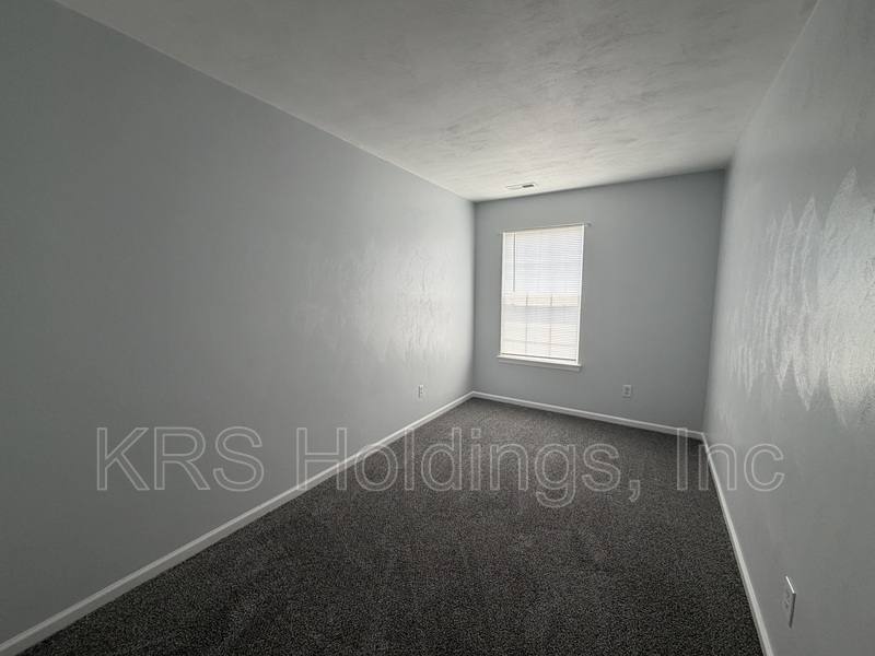 Townhouse for rent at 128 Majestic Dr N, Suffolk, VA 23434