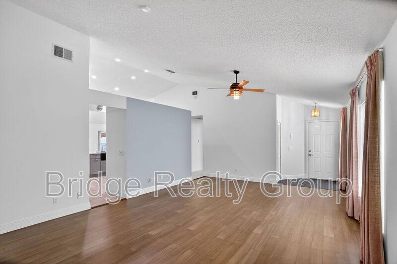 House for rent at 10315 Winding Creek Lane, Orlando, FL 32825