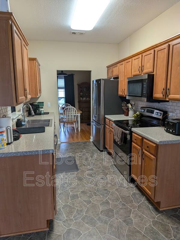House for rent at 1228 Peacock Trail, Hinesville, GA 31313