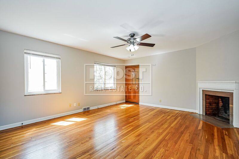 Apartment for rent at 2010 Elmwood Ave #C, Columbus, OH 43212