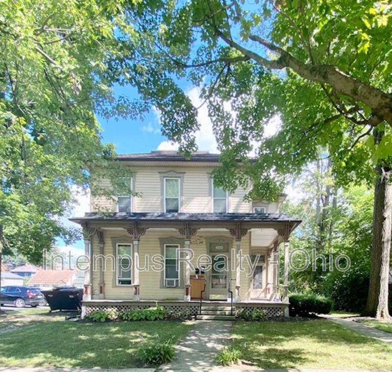 Apartment for rent at 244 N Washington St #2, Delaware, OH 43015