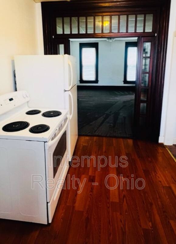 Apartment for rent at 244 N Washington St #2, Delaware, OH 43015