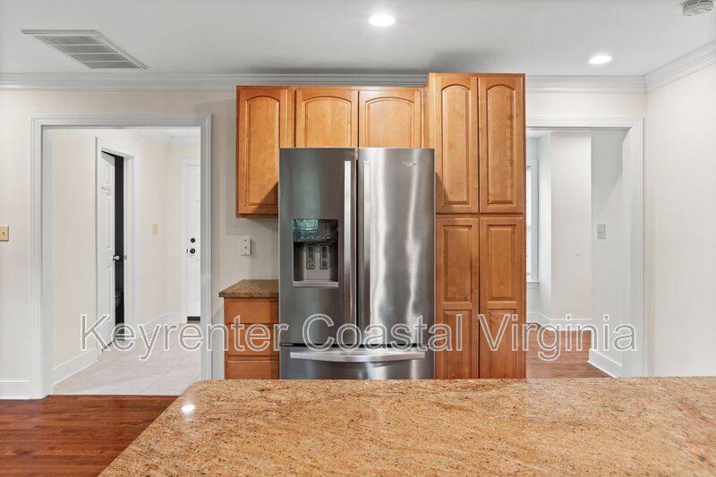 House for rent at 40 Normandy Lane, Newport News, VA 23606
