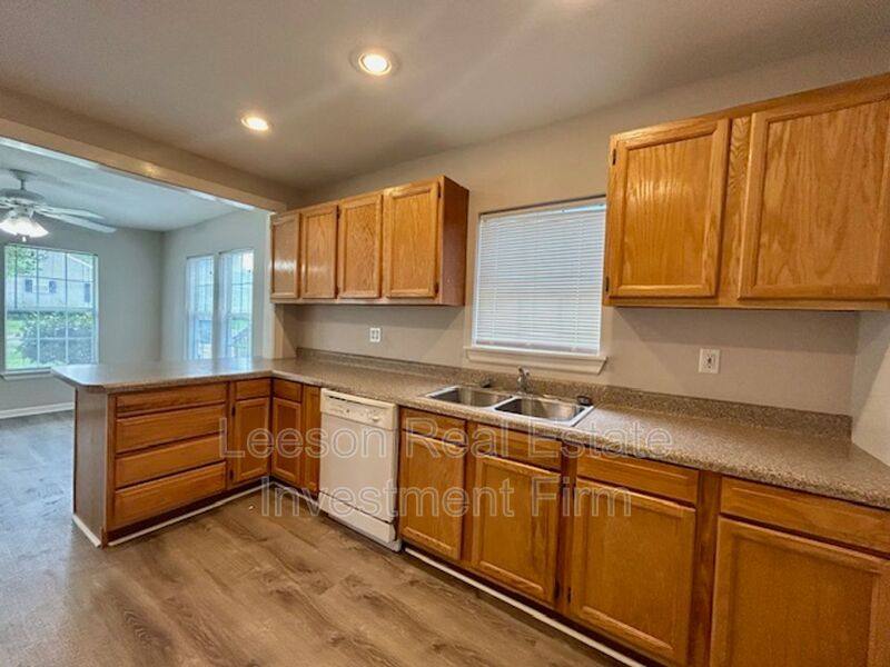 House for rent at 720 Delaware St, Shreveport, LA 71106
