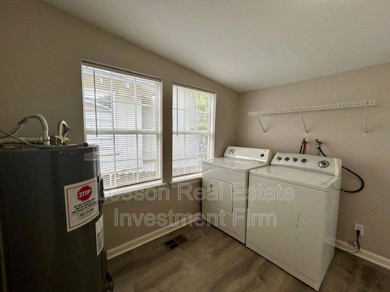 House for rent at 720 Delaware St, Shreveport, LA 71106