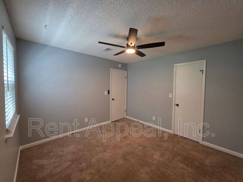 House for rent at 102 Park Place Dr, Lawrenceville, GA 30046