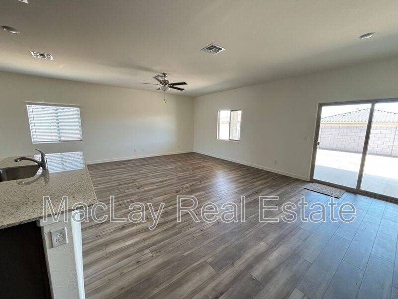 House for rent at 675 W Crowned Dove Trail, Casa Grande, AZ 85122